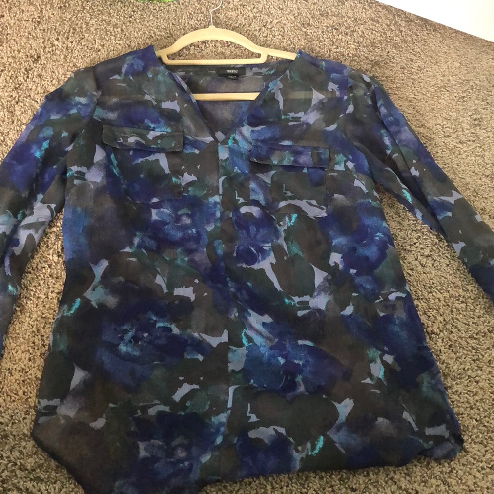 Long sleeved blouse